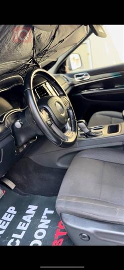 جیپ گراند شیرۆکی